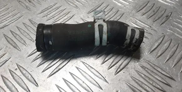 Mercedes-Benz R W251 Engine coolant pipe/hose A2515013982