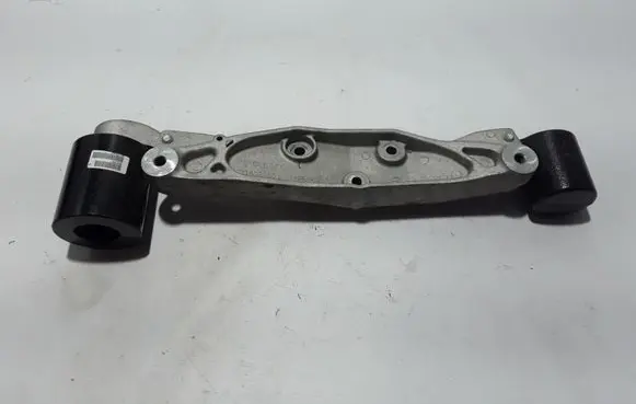 Volvo XC60 Rear differential/diff mount bracket 31492866