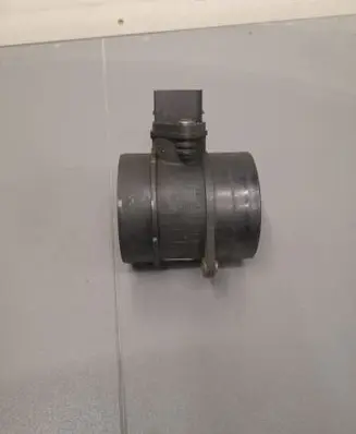 Mercedes-Benz E W211 Mass air flow meter A6460940048