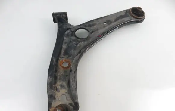 Toyota Yaris Front control arm