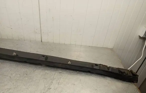 Suzuki Grand Vitara II Foot area side trim 7766165J0