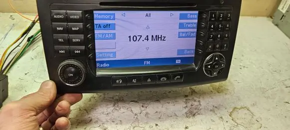 Mercedes-Benz GL X164 Radio/CD/DVD/GPS head unit A1648202679 A2038270062 BE6094