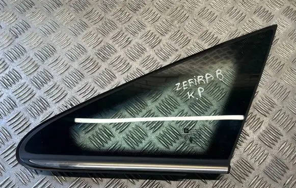 Opel Zafira B Front triangle window/glass 13123922
