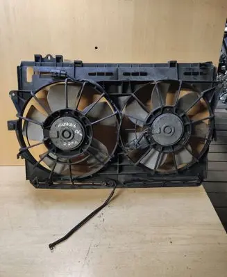 Toyota Avensis T250 Fan set 227502520