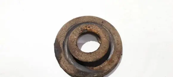 Volkswagen Touran I Front coil spring rubber mount 1k0512149b