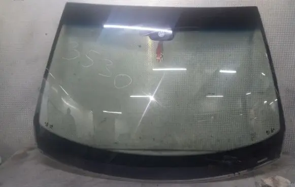 Renault Megane II Front windscreen/windshield window 