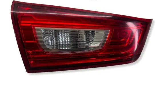 Mitsubishi ASX Tailgate rear/tail lights P9373