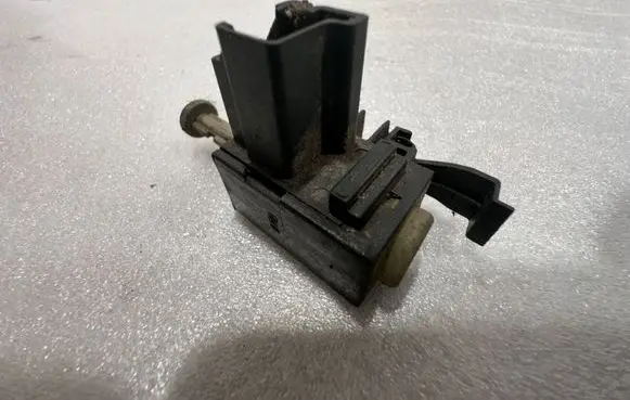 Volvo V60 Clutch pedal sensor 6G9T11A152AA 6G9T11A152