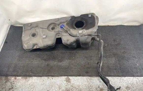 BMW 2 F45 Fuel tank 7300382 01424802 TAV613009