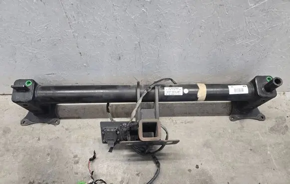 Mercedes-Benz GL X166 Tow bar A1663101137