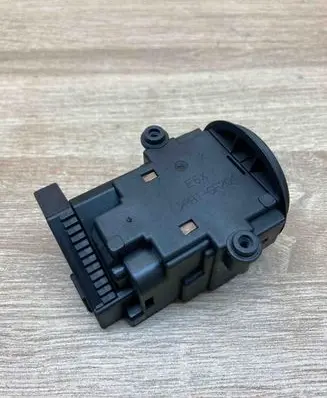 BMW 5 E60 E61 Ignition lock 6954722 10862510