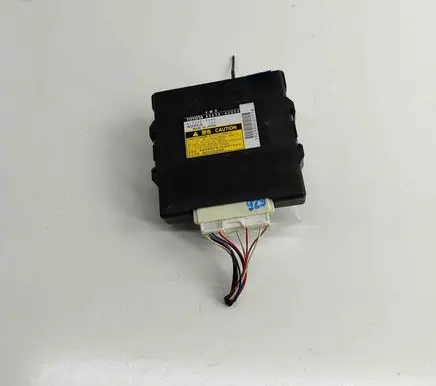 Toyota RAV 4 (XA30) Gearbox control unit/module 0795009290 8963042020