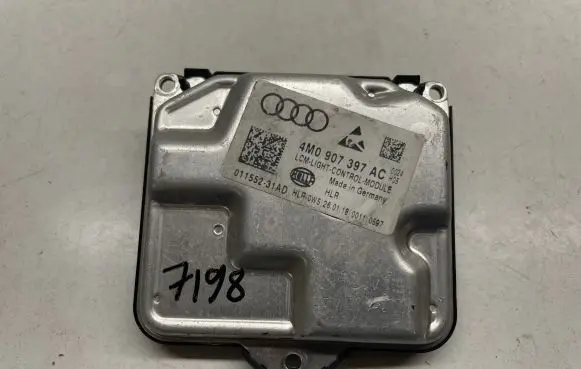 Audi Q7 4M Headlight ballast module Xenon 4M0907397AC