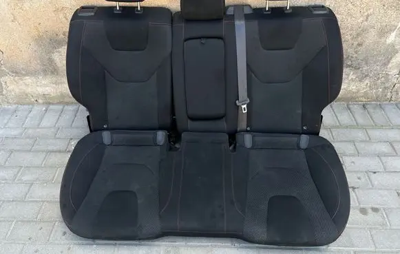 Rear seat