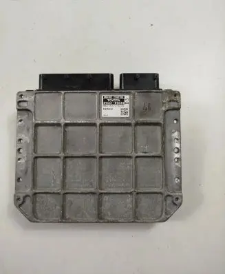 Toyota Avensis T270 Engine control unit/module 89661-05D30 275900-0183