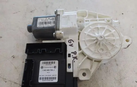 Volkswagen Golf V Front door window regulator motor 1K0959792J 1K4837401AA