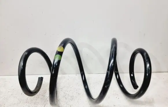 Nissan Qashqai J12 Front coil spring 540106UM1A