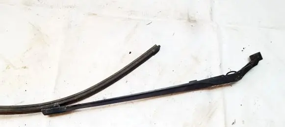 Toyota Avensis T270 Front wiper blade arm 3392125679