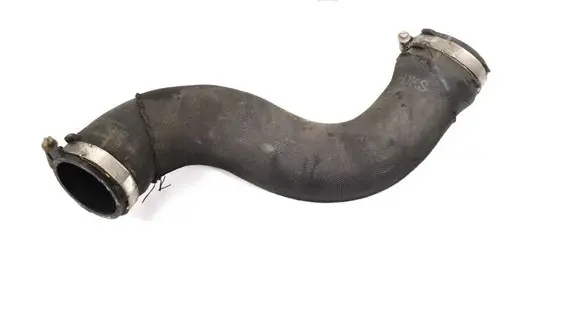 BMW 2 F45 Intercooler hose/pipe 8K0145737J