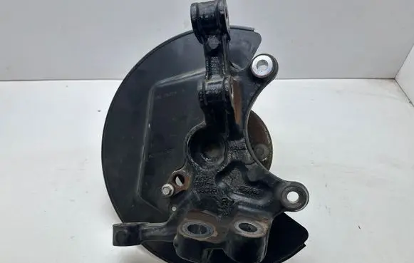 Ford Mustang VI Front wheel hub spindle knuckle FR3C3107A