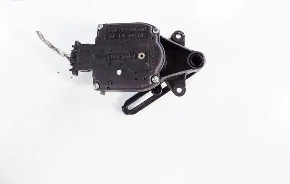 Volkswagen New Beetle Air flap motor/actuator