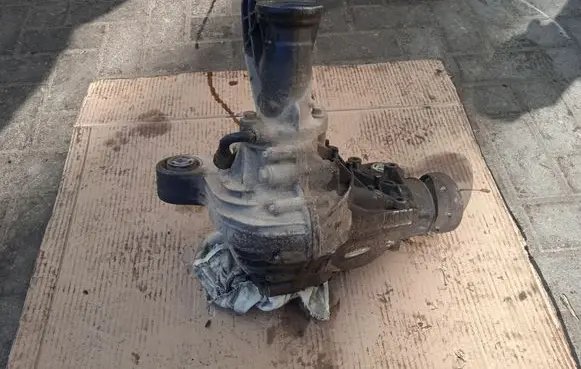 Jeep Grand Cherokee Front differential P68060207AD