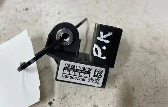 Peugeot 407 Airbag deployment crash/impact sensor 9636982680 550903000 C5261106826