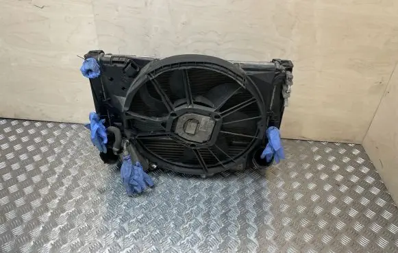 BMW 3 E92 E93 Radiator set 7795851 6930039 7561712