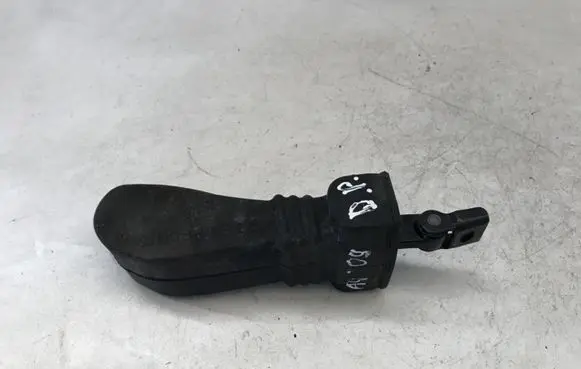 Audi A4 S4 B8 8K Front door check strap stopper 8K0837249A