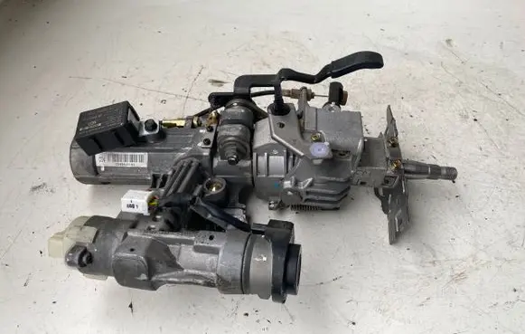 Hyundai Santa Fe Steering wheel axle C04BHJD183