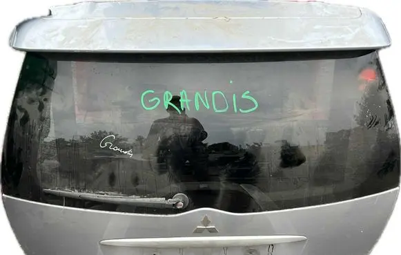 Mitsubishi Grandis Tailgate/trunk/boot lid