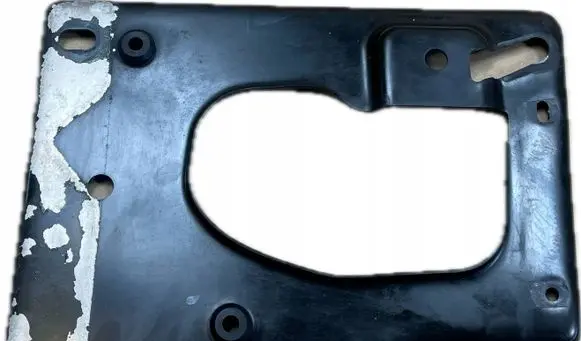 Cadillac Escalade IV Air filter cleaner box bracket assembly 23114339C