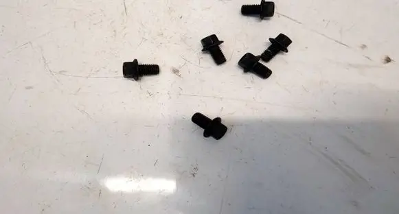 Ford Focus Nuts/bolts