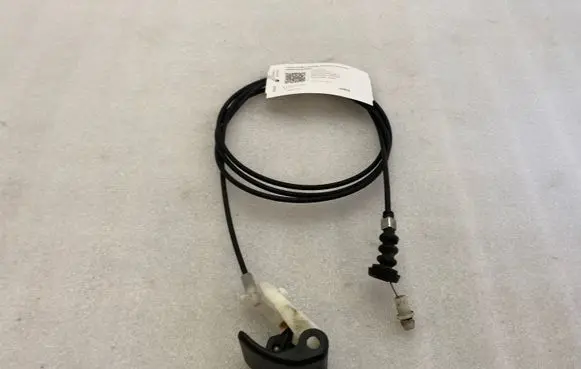 Mitsubishi Outlander Engine bonnet (hood) release handle