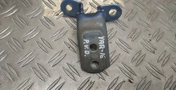 Toyota Yaris Front door upper hinge