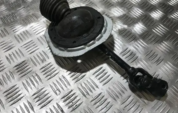 Mitsubishi Galant Steering column universal joint