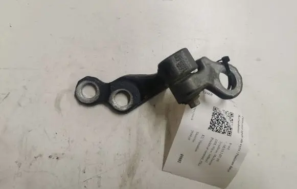 Ford C-MAX I Front door lower hinge 3M51R2681AH