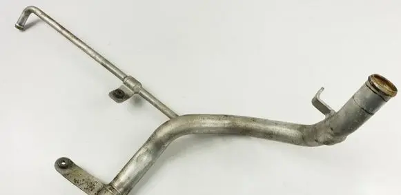 Audi A8 S8 D3 4E Engine coolant pipe/hose 07C121311BF