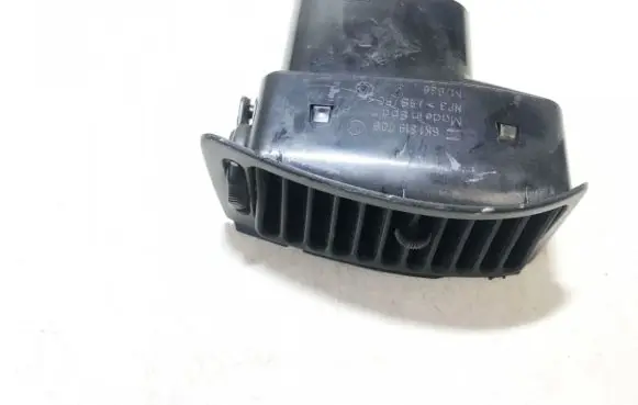 Volkswagen Polo III 6N 6N2 6NF Dash center air vent grill 6k1819709a