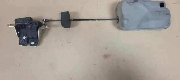 Mercedes-Benz GLS X166 Tailgate/trunk/boot lock/catch/latch A0997400600 A2047500060