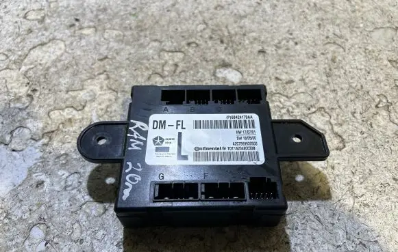 Ram 1500 Door control unit/module 68424179AA A2C7569930500