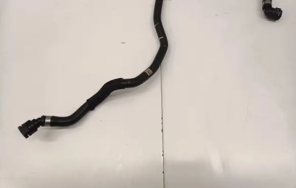 BMW 7 G11 G12 Engine coolant pipe/hose 8602600