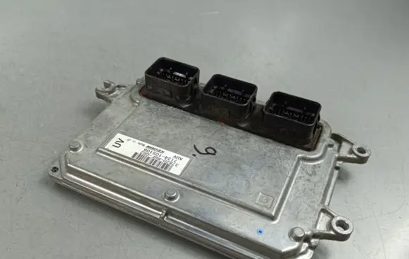 Honda CR-V Engine control unit/module 37820R6FG62
