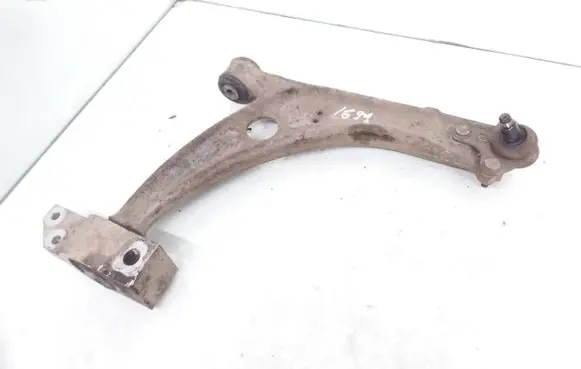 Volkswagen PASSAT B6 Front lower control arm/wishbone 3C0407153B
