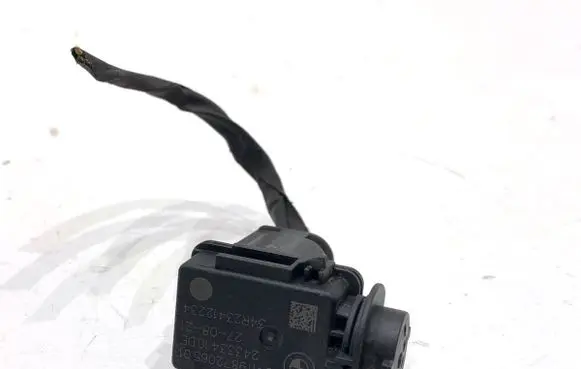 BMW 5 G30 G31 G38 Interior temperature sensor 9872065