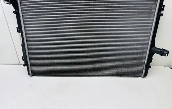 Volkswagen Golf Plus Coolant radiator 1K0121251DD