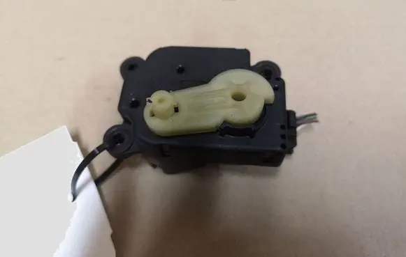 Saab 9-3 Ver2 Air flap motor/actuator 09180204 985853Z02