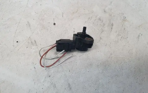 Mercedes-Benz E W211 Air pressure sensor A0061539928 0261230194