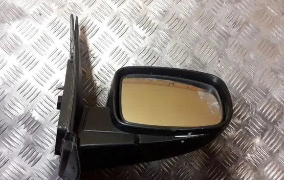 Hyundai i10 Front door electric wing mirror E4022717 E4032717