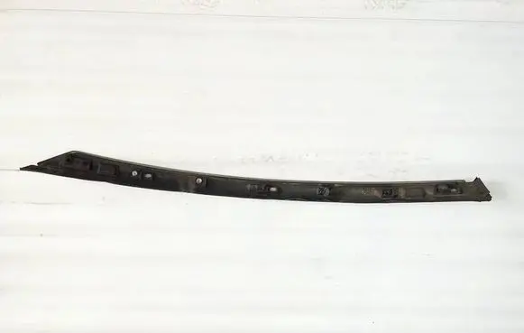 Citroen C4 I Picasso Windshield trim 9654505477